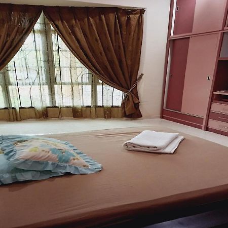 Bukit Baru Homestay Malacca Eksteriør billede
