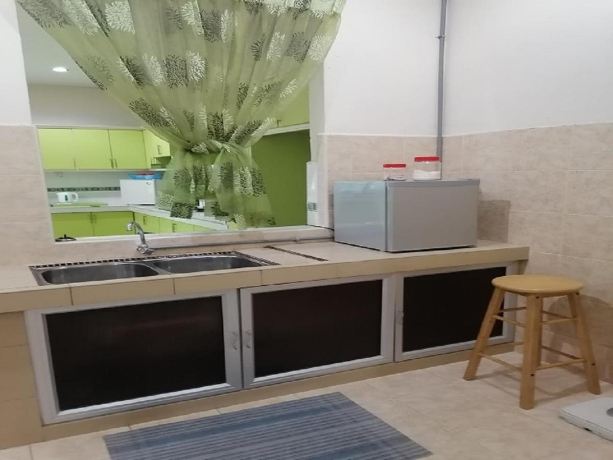Bukit Baru Homestay Malacca Eksteriør billede