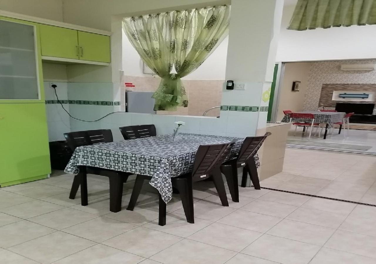 Bukit Baru Homestay Malacca Eksteriør billede