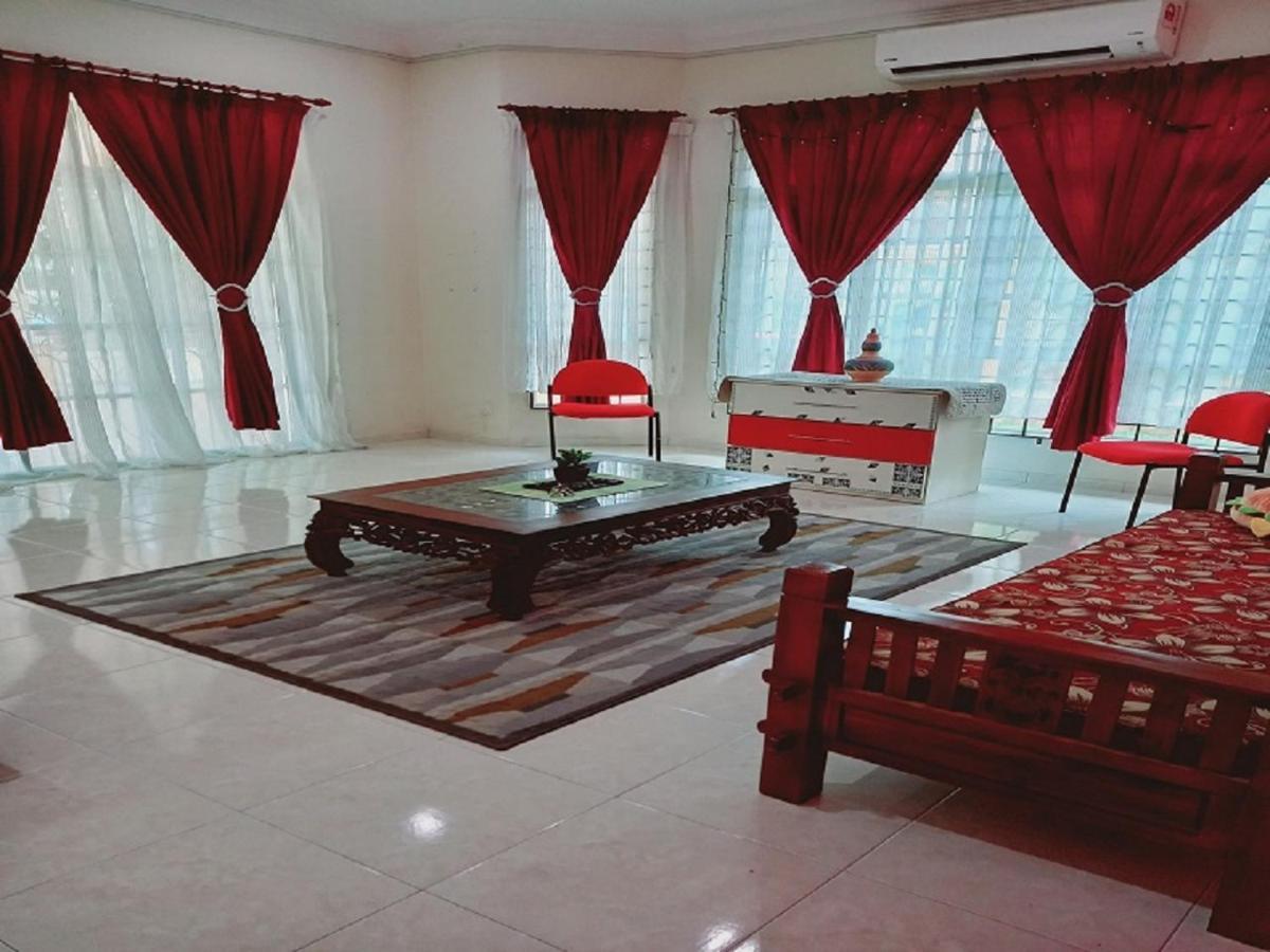 Bukit Baru Homestay Malacca Eksteriør billede