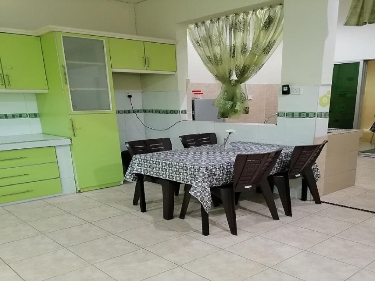 Bukit Baru Homestay Malacca Eksteriør billede